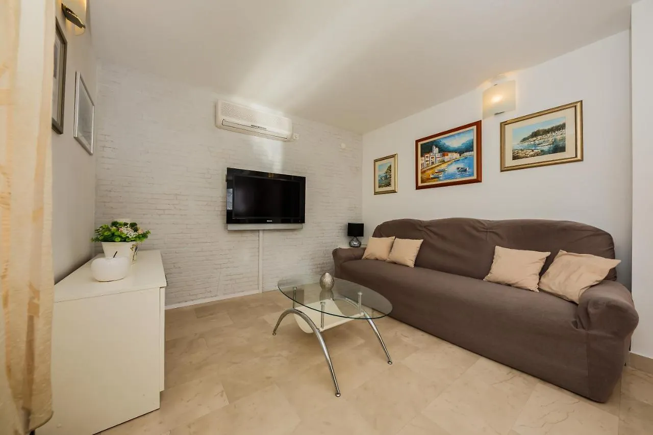Apartment Jelena Split 0*,  Croatia