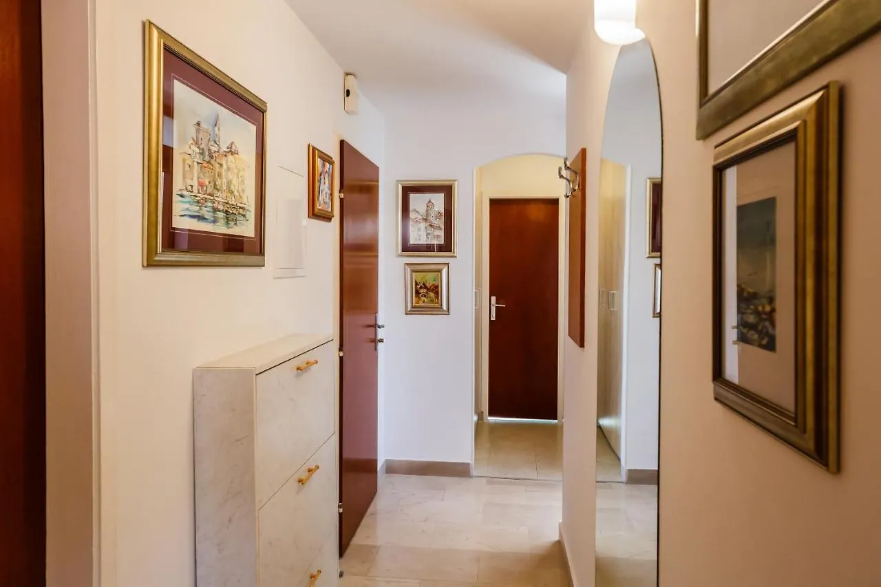 Apartment Jelena Split